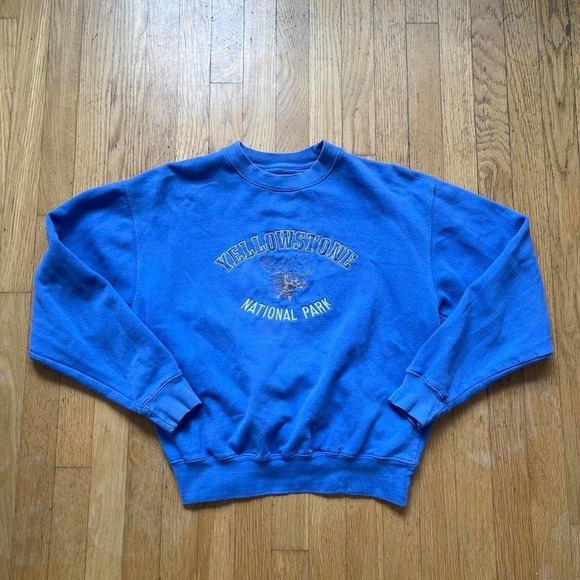 Pacific and Co. Tops - Yellowstone National Park Blue Crewneck Sweatshirt Women's Small 80% Cotton